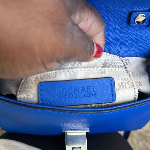 Michael Kors Tina Small Clutch Electric Blue - Picture 9 of 9